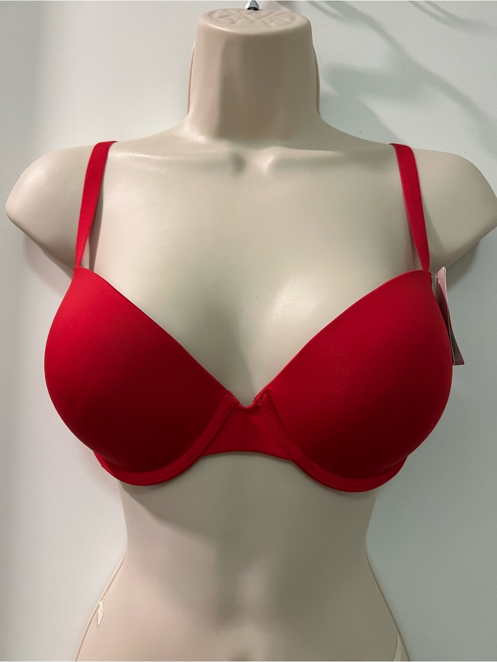 Everyday Red Push-Up Bra with Smooth Molded Cups